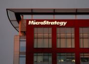 Susul Bitcoin, Saham Strategy Terkapar Sentuh Level Terendah 52 Minggu