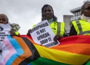 Dua Wanita di Uganda Ditangkap karena Berciuman di Depan Umum, Terancam Penjara Seumur Hidup